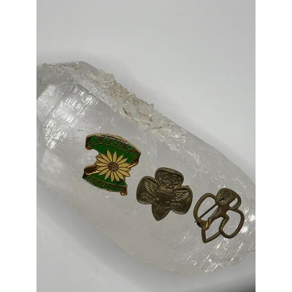 vintage pins (3) girl scout & brownie -1960s / Juliette Gordon birthplace-90s - Picture 3 of 12